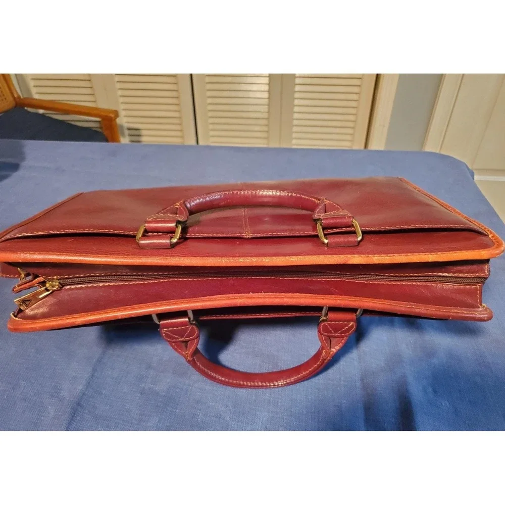 Cognac Brown Leather Briefcase‎ Lap Top Case Dbl Handle Shoulder Strap Vantaggio